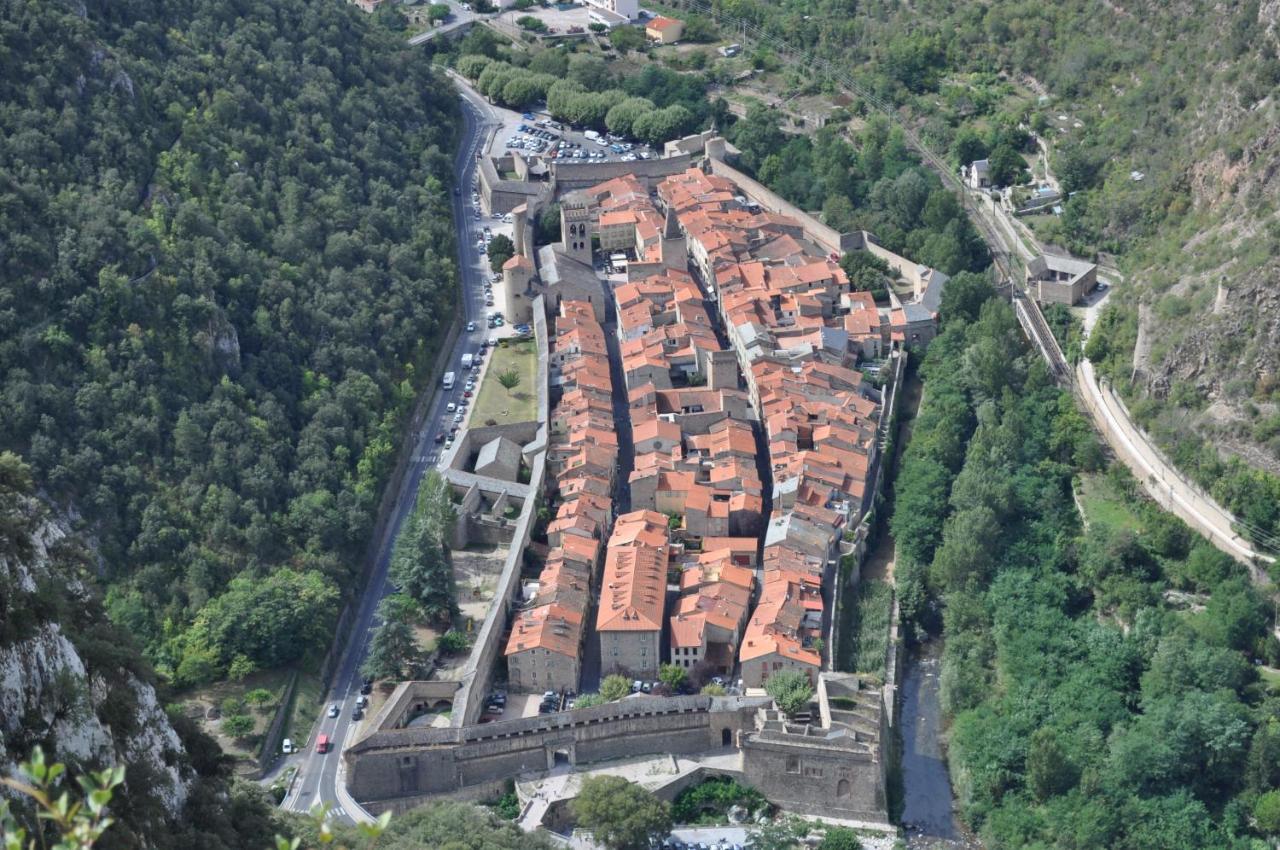 Appartement De Charme Au Coeur D Une Cite Medievale Villefranche-de-Conflent Zewnętrze zdjęcie